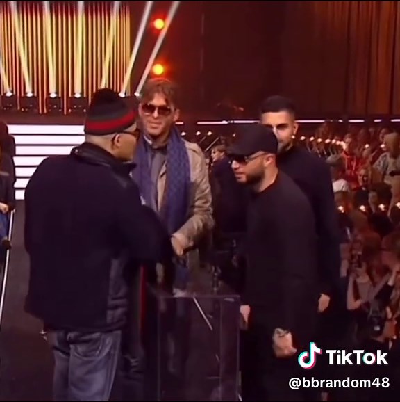 Discover Aura: The Next Hit in Danish Music Scene