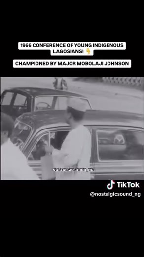 History ‼️❗‼️ See the young Major Mobolaji Johnson. This very time, there was uncertainty !!! But Later, Gowon created 12 States of which Lagos was one of the States. Mobolaji Johnson continued as a Military Governor !!! Mobolaji Johnson's elder brother was Femi Johnson of Ibadan Golden Broken Hous. Femi Johnson was extremely close to WS and Bola Ige SAN. The uncertainty was so thick as Ojukwu was making everyone to be afraid with heavy propaganda. Oh my God, Awon Araabi are the masters of propa
