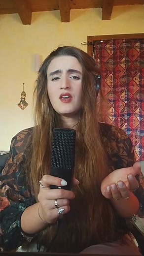 🇦🇲 Reprise bilingue🇨🇵 "Les enfants de la guerre - Այս կռվի մանուկները" Charles Aznavour Voix/Adaptation : Anaïd.B Traduction : Lilit Bleyan On avance...sans oublier qui nous sommes et d'où nous venons 🙏 @super fans #songs #peaceandlove #children #armenia #prayforworld | Anaïd.B