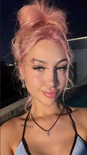 Beautiful And Young Transwoman Ms Cils #beautifultransgender #lgbtcommunity #transgenderbeauty