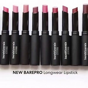 35 reactions | New barePRO Longwear Lipstick är vårt första veganska mineralbaserade läppstift med longlasting effekt. Det har en härligt vårdande krämigformula och ger en naturlig matt finish. Finns i 20 nyanser. Kanske det blir en favorit för dig precis som för @rosiehw ❣️ | bareMinerals | Facebook