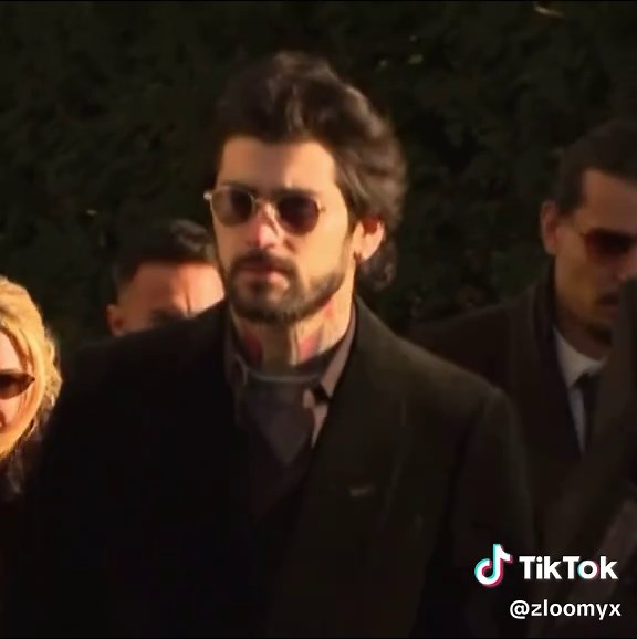 zayn at liam’s funeral ❤️‍🩹 #zaynmalik #liampayne #fyp #onedirection #liampaynefuneral #foryoupage