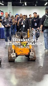 WonderCon is happening this month from March 29 - 31. 💥👾 This three-day convention features 900 exhibitors that any comic lover would adore. From checking out incredible costumes to browsing exhibits and collectibles, this event is a must-do. ✨ | Visit Anaheim