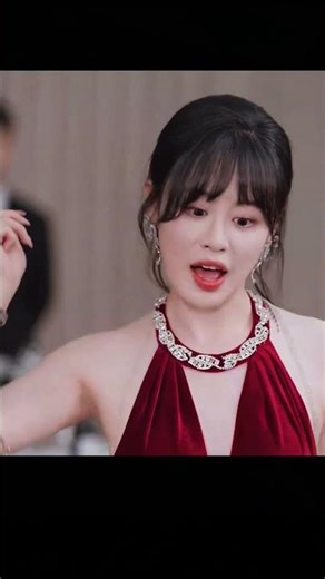 Después de que la humillaran públicamente en la fiesta... #DramasEnEspañol #cdrama #miniserie