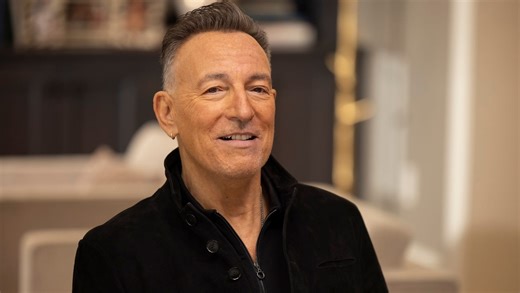 Bruce Springsteen introduces the little Welsh dragon that's helping him rock Europe