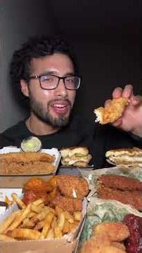 Buffalo Wild Wings vs Wingstop Mukbang 🦬🍗 Which Wings Are Better?!#foryoupage #explore page