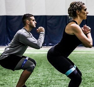 13 Top Hip Strengthening Exercises Every Runner Should Be Doing