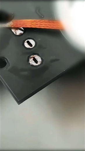 The Best Way To Desolder: Solder Wick #shorts #desoldering