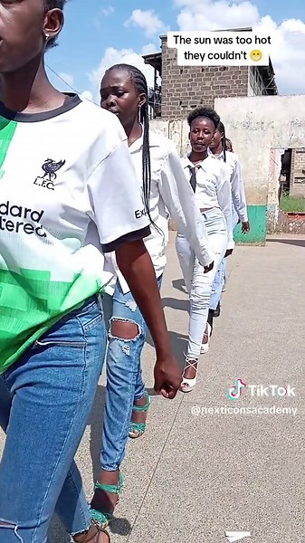 The sun was too hot they couldn't smile 😁 #NIA #nexticonsacademy #homeofachievers #fypシ゚ #model #modelling #kidsmodelling