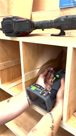 9.4K views | With the TRACER carpenter's pencil, you can make precise markings and lay the foundation for perfect woodworking. 漢 An indispensable tool in every carpenter's toolkit! ✅ #TRACERtools #markingessentials | TRACER Tools - UK | Facebook