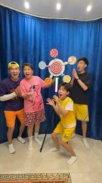 Mom Builds a Giant Candy Fan for the Whole Family! 😲🍭