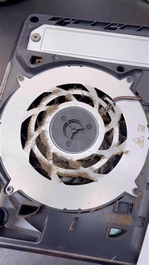 PS5 Slim breakdown — done the right way 🔧 Step-by-step disassembly. No shortcuts. No broken clips. This is what professional console service looks like. 📍 PhoneTech4Hire 1332 Main St, Ste 219 Upstairs inside the Arcade Building (above Stoner’s Pizza) 🎮 Repairs • Cleaning • HDMI • Power issues | PhoneTech4Hire