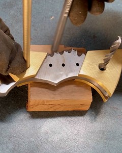 524K views · 2K reactions | Making a Seraga Knife out of Leaf Spring | DIY & Crafts | Facebook