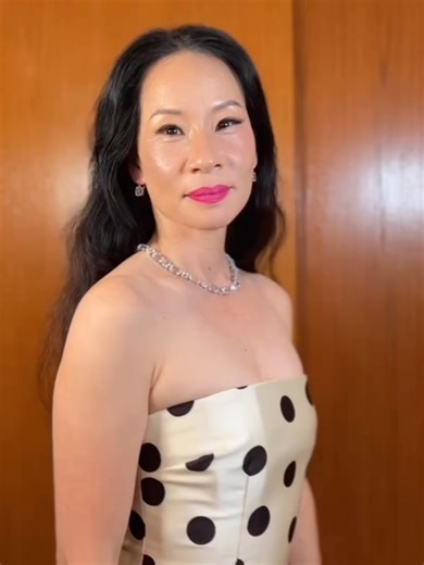 Lucy Liu on Instagram: "Thank you, @asianworldff for the Snow Leopard Award. Your dedication to uplifting our stories and making sure they’re seen means more than you know. Styled by: @_leeharris_ Make up by: @sandynichamakeup Dress: @bachmai Jewelry: @swarovski Clutch: @judithleiberny Shoes: @schutz Tailored by: @matthewkilgore"