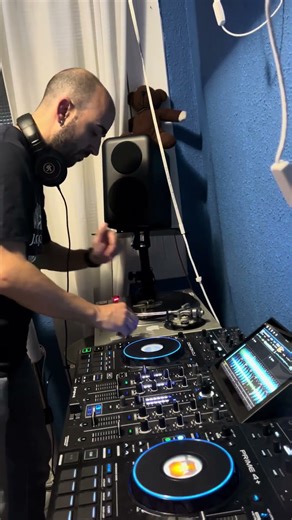 Pequeña mezcla Makina vinilo & digital (Dj Tado)