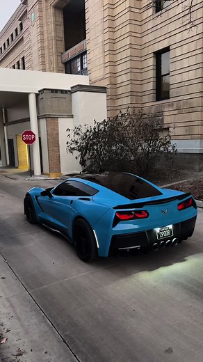 Exploring the New C7 Corvette Features
