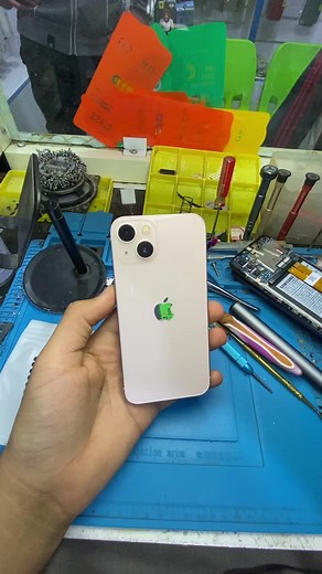 iPhone Repair Guide: Disassembly and Parts Replacement