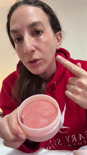 Korean undereye patches: Ice cold eye patches is one of the best tricks to depuff the puffy eyes - these ones from @Abib Cosmetics feel like they were stored in the fridge and work so well to smooth and depuff. Plus affordable #undereyebags #undereyepatches #skincaretipsandtricks #koreanskincareproducts #ttsbeautybesties