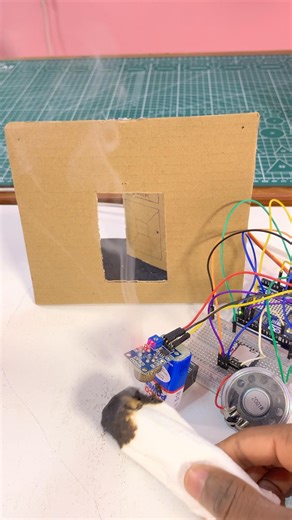 DIY Door Lock control with Arduino using RFID, MQ-2 and Voice Alert#electronics #arduino