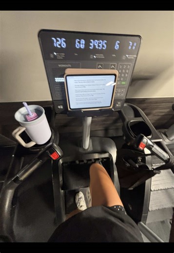 ella (@ellaaatravels)’s video of workouts