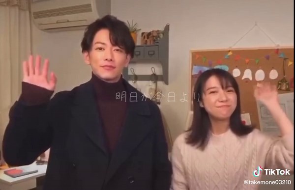 恋つづ撮影裏側集！上白石萌音と佐藤健のオフショット