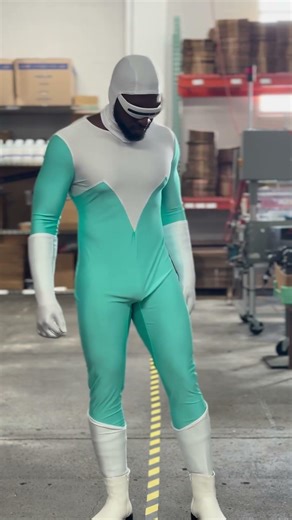 Frozono Costume 🥶 #Shorts #TheIncredibles
