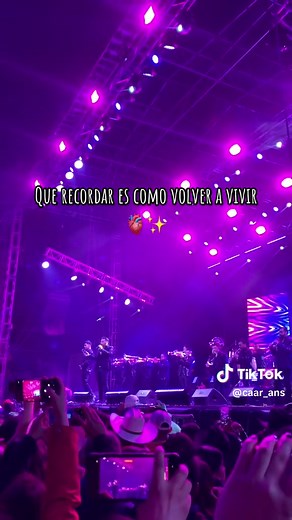 Recordar es volver a vivir: Canciones de La Arrolladora