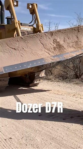 D7R Dozer BREAKDOWN in the Field 😳