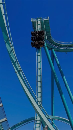 Emperor Dive Coaster at SeaWorld San Diego! #shorts