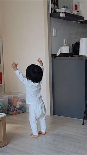 진화하는 아기가 아빠를 부르는 방법 #아빠말하는시기 #아빠처음말하는아기 #아빠 #15개월아기 #아기말하는시기