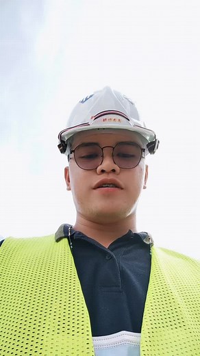 as an Engineer sa Singapore ang person 😅 #singapore #engineer #monday #pinoyinsg #ofwlife #buhayofw #ofw #fyp #ppk #tiktoksg #singaporetiktok #sgtiktok #singaporelife #dailyvlog #fyp