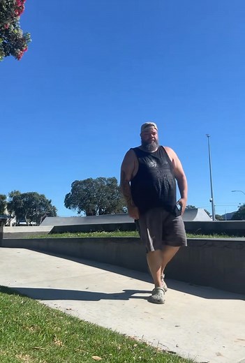 1.7M views · 20K reactions | No that is not me in the first clip domtomato  just a couple of hardcore parkourist #ninja #parkour #flip #jump #no #ai | ETTA BEI JEFF | Facebook