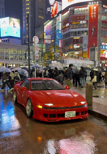 Exploring GTO in Shibuya Crossing