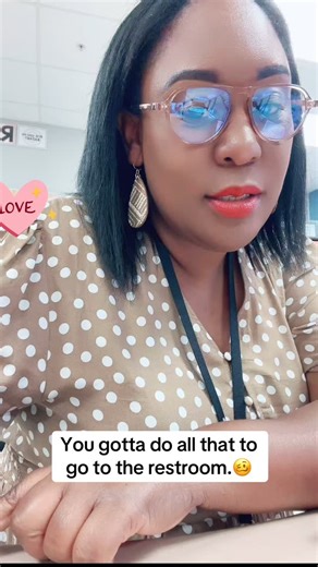 Some people are big mad about my restroom system 🤷🏽‍♀️🚽 But here’s the truth… this is what works for my students, my classroom, and our flow. And honestly, it doesn’t take nearly as much time as people think. Teachers know it’s all about finding what works best for your group of kids each year. #TeacherLife #RestroomProcedures #ClassroomManagement #TeacherTalk #TeacherRoutines #TeachingWithPurpose #TeacherCommunity #ClassroomFlow #ElementaryTeacher #TeacherThoughts | Shernika Powell