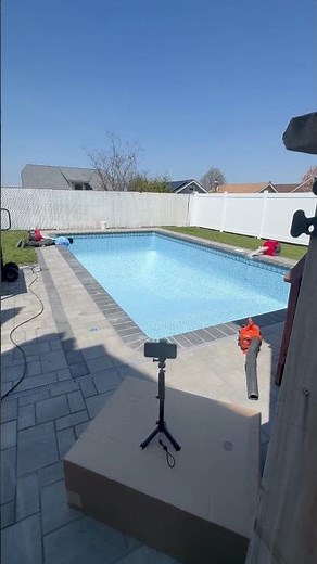 Pool liner install
