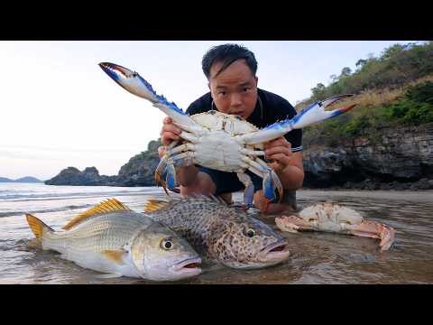 Living Off the Sea: Primitive Skills for Catching Fish, Crabs and Oysters
