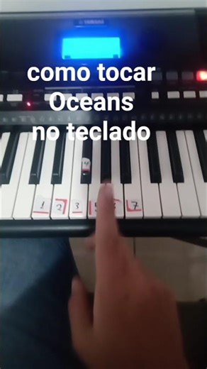 como tocar Oceans no teclado#teclado#música#oceans
