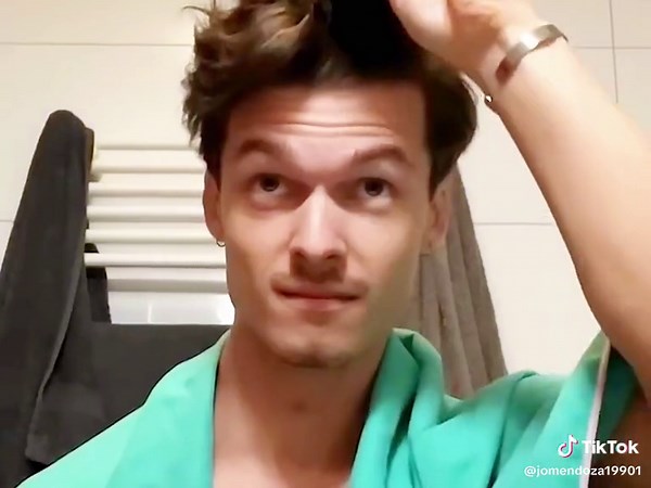 His incredible 30 days Transformation #browney #gym #transformation #pullup #pushup