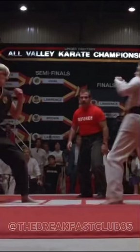1984 Final Fight: Daniel Larusso vs Johnny Lawrence