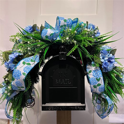 Spring Hydrangea Mailbox Topper, Blue Floral Mailbox Swag, Easter Mailbox Cover, Front Yard Spring Decor, Outdoor Mailbox Garland - Etsy
