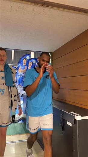 ／ お待たせしました！ 2026年1発目 #今日のやったー ✊🏼❤️‍🔥 ＼ 今日はもちろん… あの漢がやったーを任命されました😏🔥 明日もチーム一丸で！青援お願いします！ #TUBC #東京ユナイテッドBC | 東京ユナイテッドバスケットボールクラブ