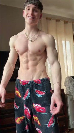 THE BEST FLEX #back #aesthetic #musclebuliding #gym #motivation #gymlife #gymlover #posing #model