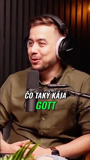 Bol Karel Gott narcista?