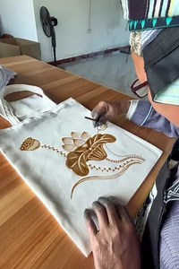 89K views · 1.4K reactions | 淋 Crafting Beauty with Wax & Dyes: The Art of Batik! ✨ | Creative Inspiration For You | Facebook