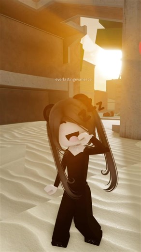 Cute Outfit Ideas in Da Hood Game