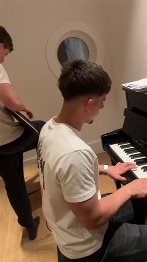 Cover of 'Stand by Me' on Piano and Guitar