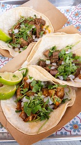 Meat. Onion. Cilantro. Lime. 🌮 Keepin' it simple! #MuchachasTampa #ArmatureWorks #TampaEats #TampaFoodie #TBeatsout #ThatsSoTampa #WhenInTampa | Muchachas