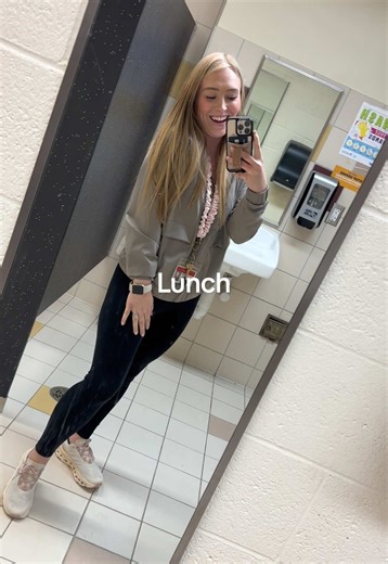 39 minute lunch time! #teacher #teacherlife #whatieatinaday #teacherlunch #teachersoftiktok