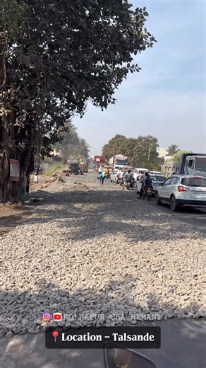 Hemant Gavali on Instagram: "किती वेळा तेच तेच 😡😤😤 Follow for more Kolhapur Updates 🫡 #instagood #instagram #viral #explore #kolhapur trending trend vibes reel breakingnews safety safetyfirst roads roadsafety kolhapurkar talsande pargaon vathar kolhapurkar kolhapurkar😎👑 scam election corrupt corruption corruptgovernment"