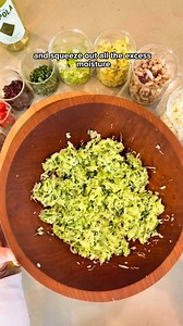 Mediterranean Meal Prep Cre by The Salad Lab . . #mediterraneandietplan #mediterraneandiet #mediterraneanfood #healthyfood #delicious #dinner #greekfood #foodlover #mediterranean #lunch | Drink Smoothie Diet